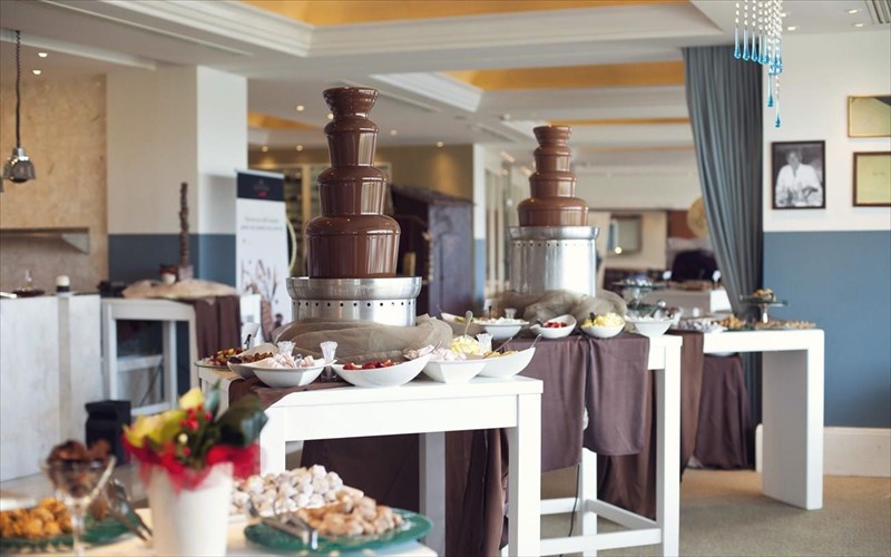 sokolatenio-rantebou-ston-astera-bouliagmenis