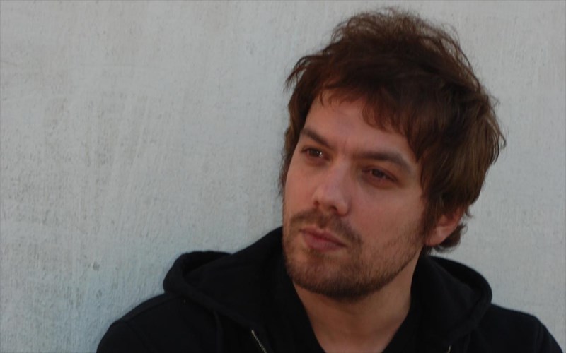 aggelos-kalinoglou-oi-periorismoi-tou-theatrou-os-meso-einai-meros-tis-omorfias-tou