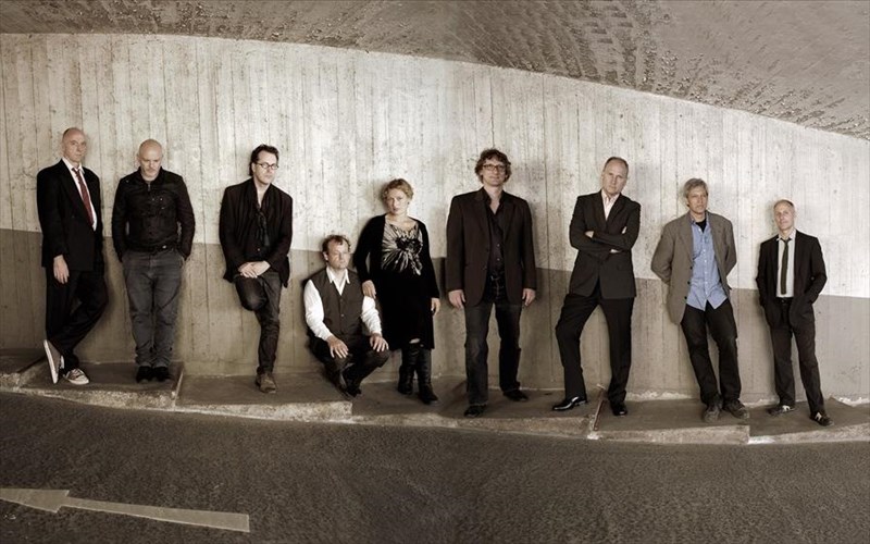 i-mousiki-tou-lou-reed-allios