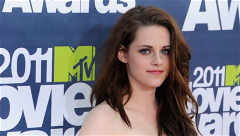 kristen-stiouart-mia-panopli-xionati