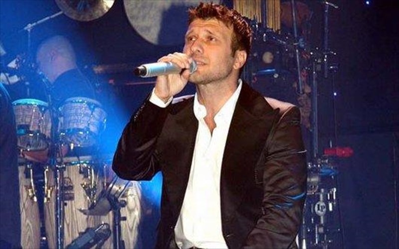 o-giannis-ploutarxos-epistrefei-sto-posidonio