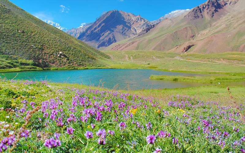 poies-xores-exoun-to-kalutero-klima-tou-kosmou