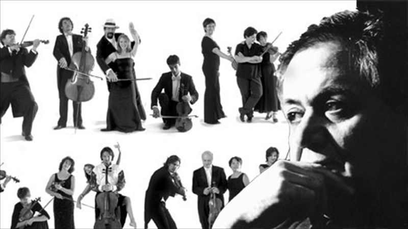 peiragmenes-suntheseis-tou-manou-xatzidaki-sto-sani-festival