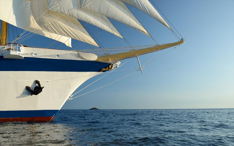 ena-poiitiko-ergo-me-metafusiki-skepsi