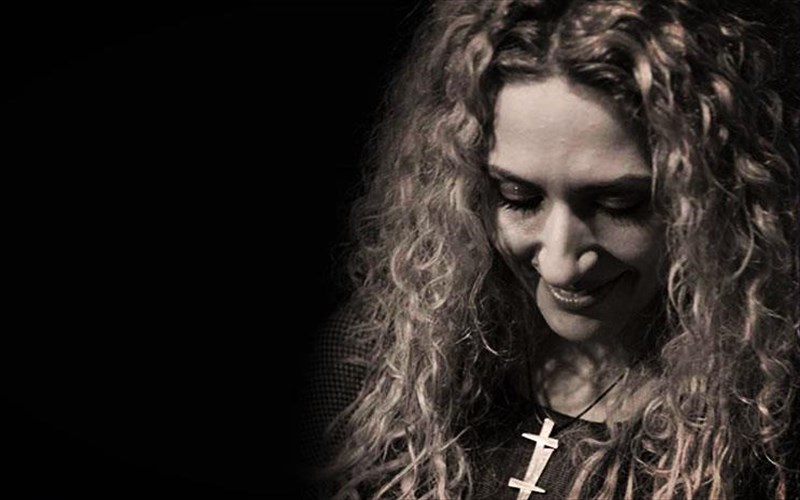 i-antigoni-katsouri-sto-half-note