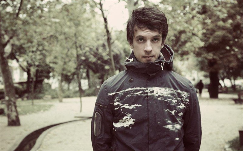 o-fimismenos-roumanos-paragogos-rhadoo-sto-six-dogs