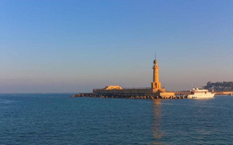 ena-logotexniko-taksidi-stin-aleksandreia