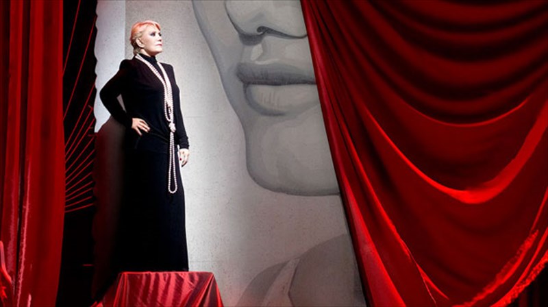 h-marinella-os-tis-24-oktobriou-sto-pallas