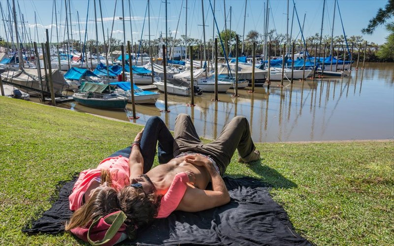 oi-5-pio-katalliles-poleis-gia-nees-gnorimies-pio-katalliles-poleis-gia-nees-gnorimies