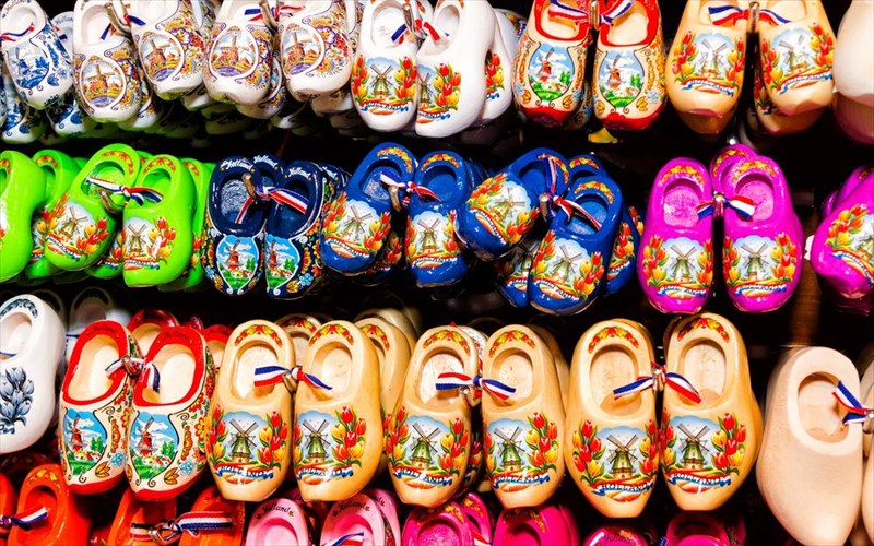 ta-20-pio-diasima-soubenir-tou-kosmou