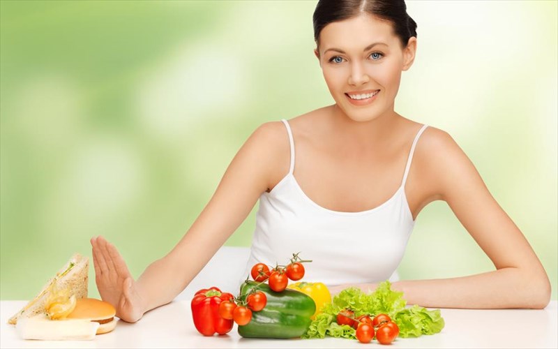 omofagia-i-nea-tasi-sti-diatrofi-nea-tasi-sti-diatrofi