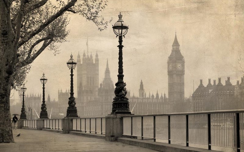 astunomiko-mustirio-me-fonto-to-londino-tou-22