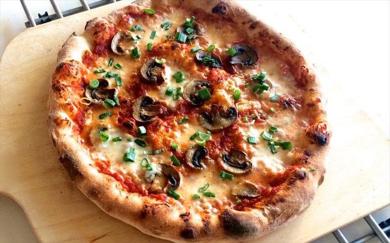 epixeirisi-epaggelmatiki-pitsa-sto-spiti