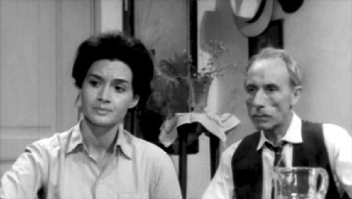 ta-sugklonistika-gegonota-tou-mplokou-tis-kokkinias-ksana-stous-kinimatografous