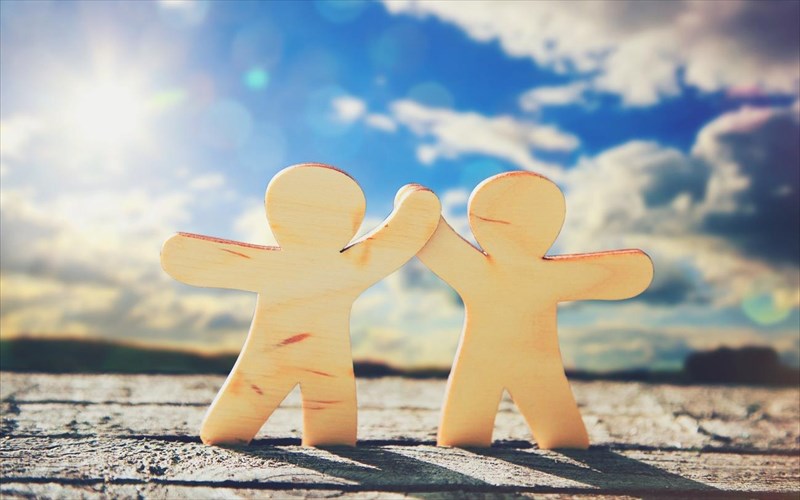 mathimata-filias-apo-ti-logotexnia