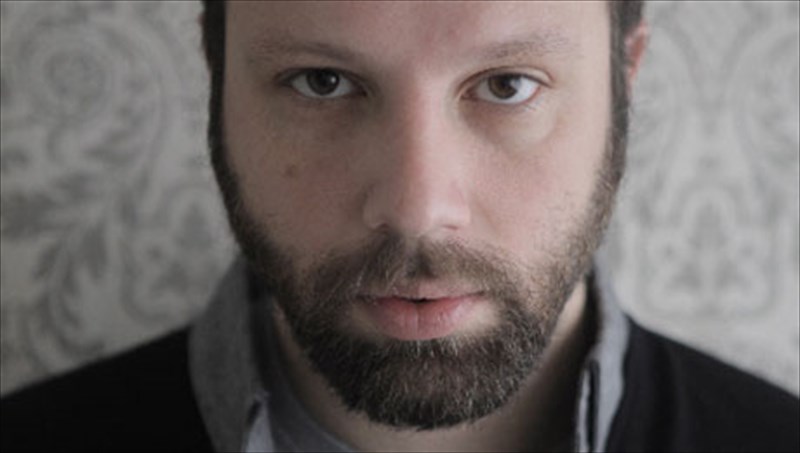 therino-sinema-kato-apo-tin-akropoli-me-eleutheri-eisodo