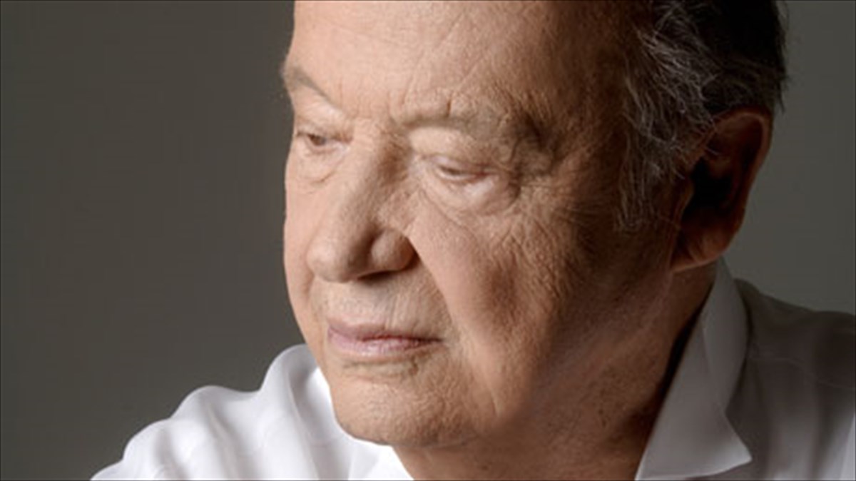 tragoudia-pou-den-exoun-epoxes-sto-badminton