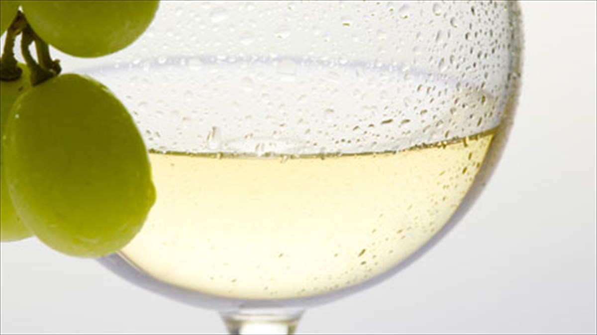 diethnis-diakrisi-gia-ena-leuko-diamantaki