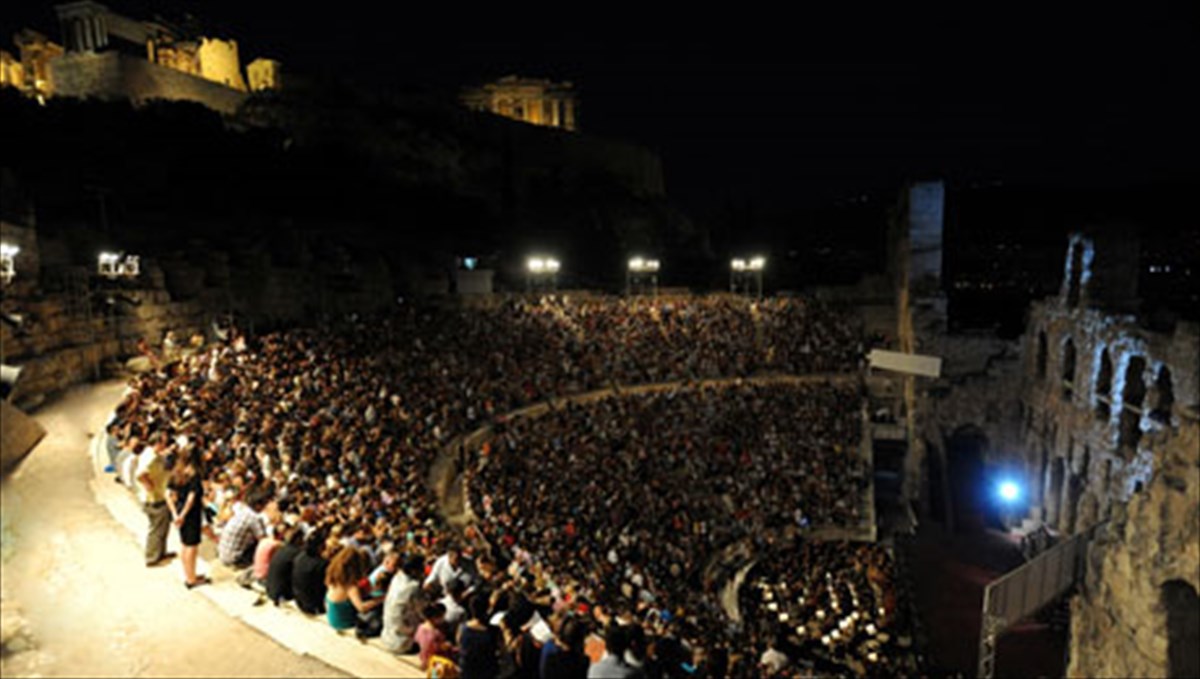 mideia-eirini-kai-mikra-dionusia-sto-irodeio