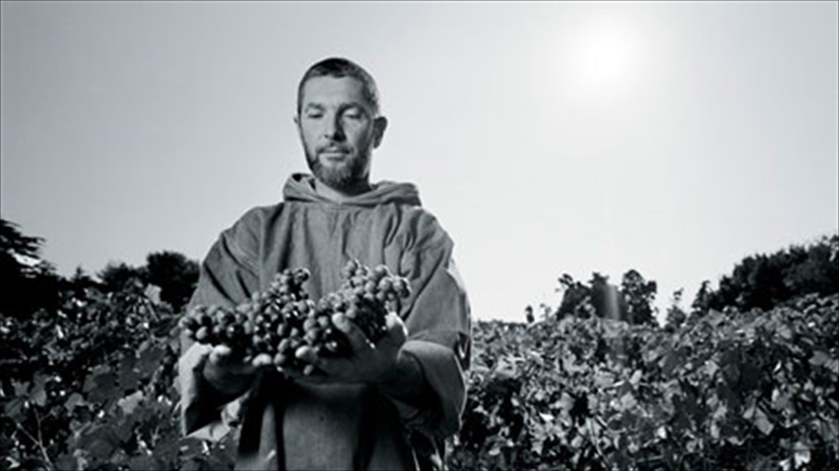 galloi-monaxoi-kataktoun-ton-kosmo-tou-krasiou