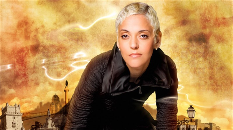 h-iereia-tou-fado-gia-mia-bradia-sto-pallas