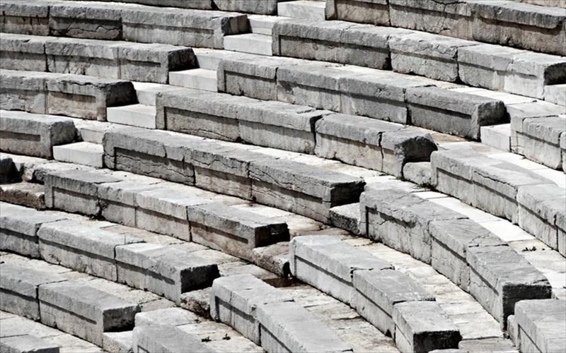 giati-aksizei-na-parakolouthiseis-to-fetino-tedxkalamata