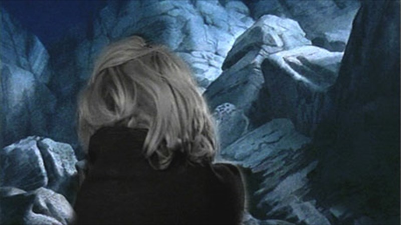 binteo-egkatastaseis-stin-eleusina