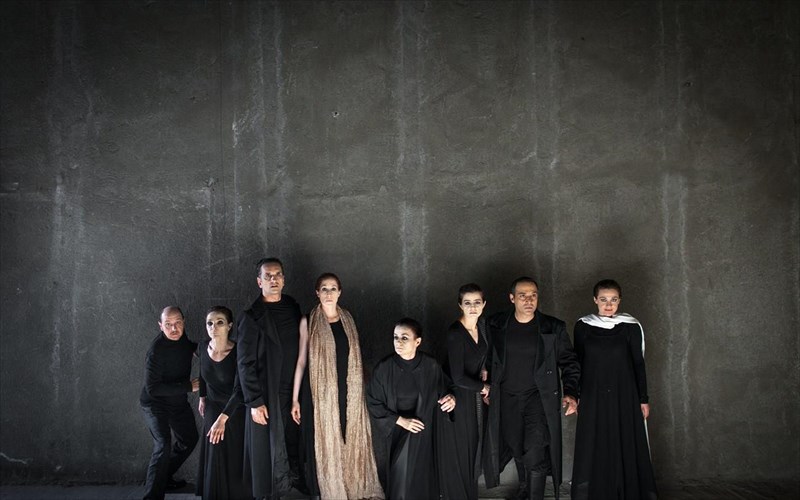 oi-troades-sto-arxaio-theatro-tis-epidaurou