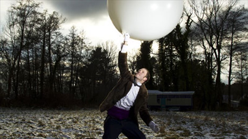 to-evtechno-vol3-ksekina-sto-six-dogs