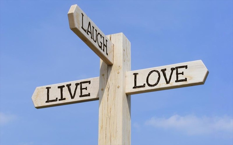 i-ebdomada-me-ena-clickatlife