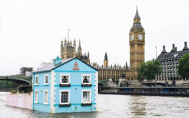 ksenodoxeia-ston-kosmo-pera-apo-kathe-fantasia