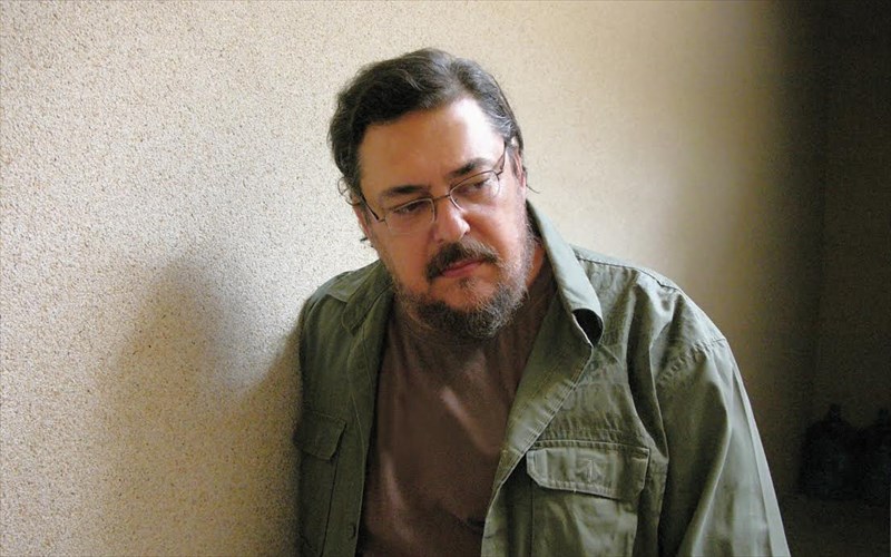 laurentis-maxairitsas-mia-trupa-ston-kairo-kurie-mano