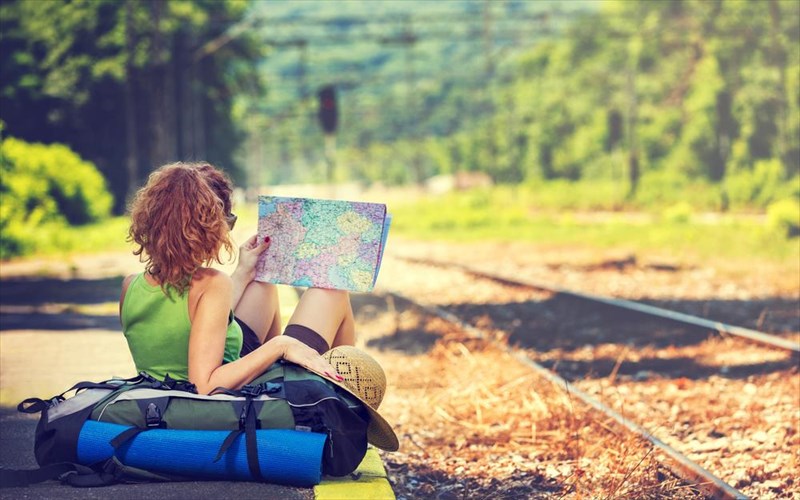 4kai1-travel-facts-pou-epibebaionoun-ta-ofeli-ton-taksidion