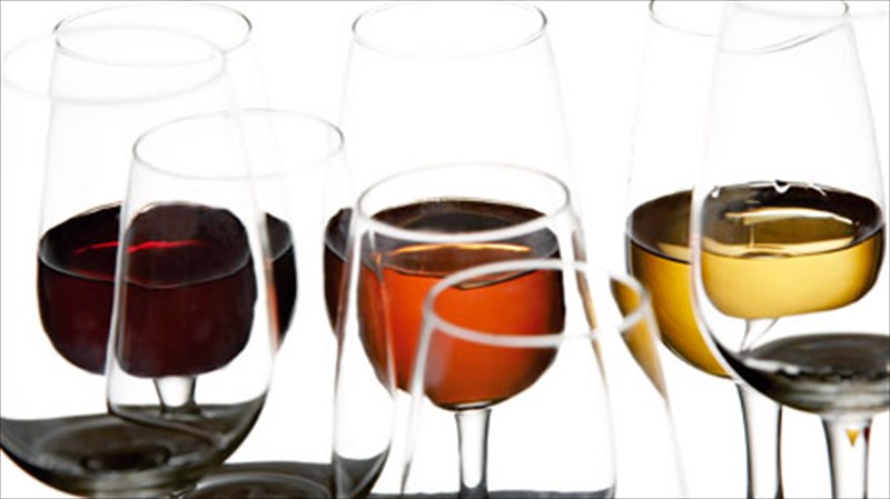 gnorimia-me-ton-kosmo-tou-krasiou