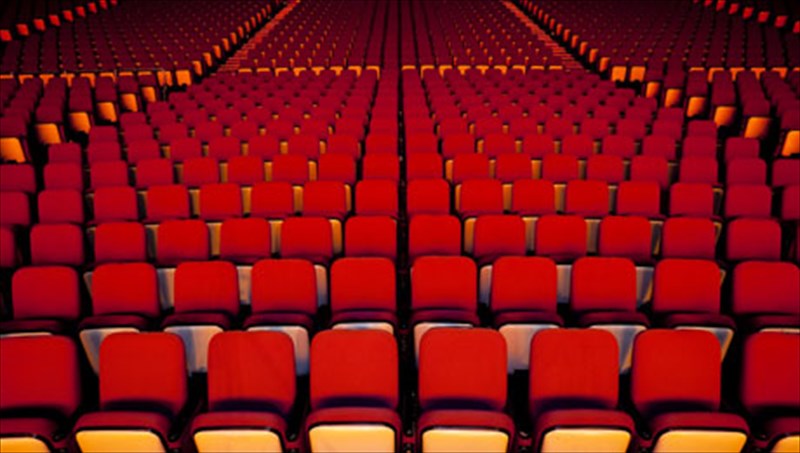 oi-parastaseis-tis-neas-theatrikis-sezon