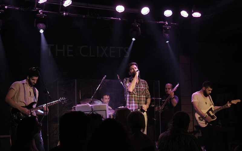 live-bradies-sto-tsai-sti-saxara