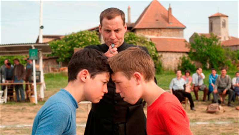 paidikos-polemos-aneksartisias