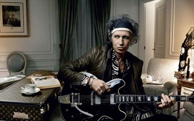erxetai-solo-album-apo-ton-keith-richards-20-xronia-meta