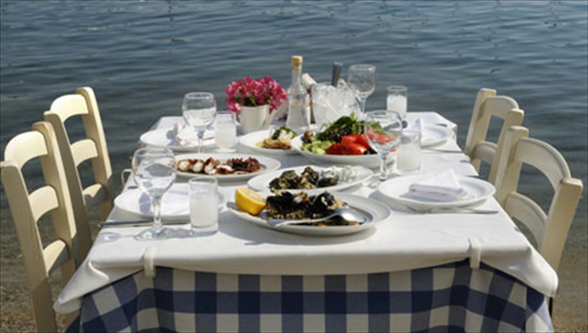 ti-trome-stin-eksodo-mas-kai-ti-mas-kostizei-se-thermides