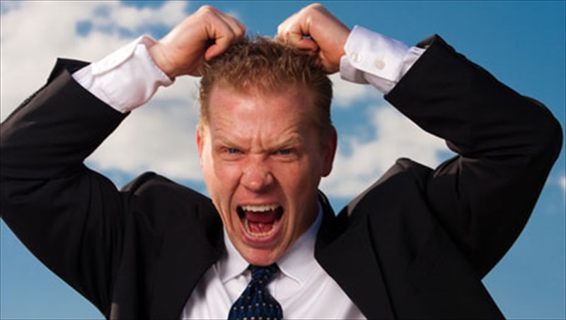 giati-ti-deutera-gkriniazoume-perissotero-apo-tis-alles-meres