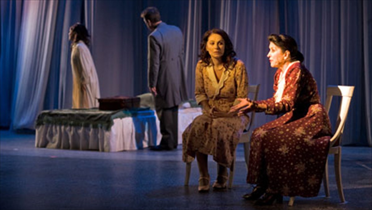 nena-menti-o-taxtsis-ebgale-ta-arnitika-stoixeia-mas-ton-mikroastismo-to-bolema-tin-upokrisia