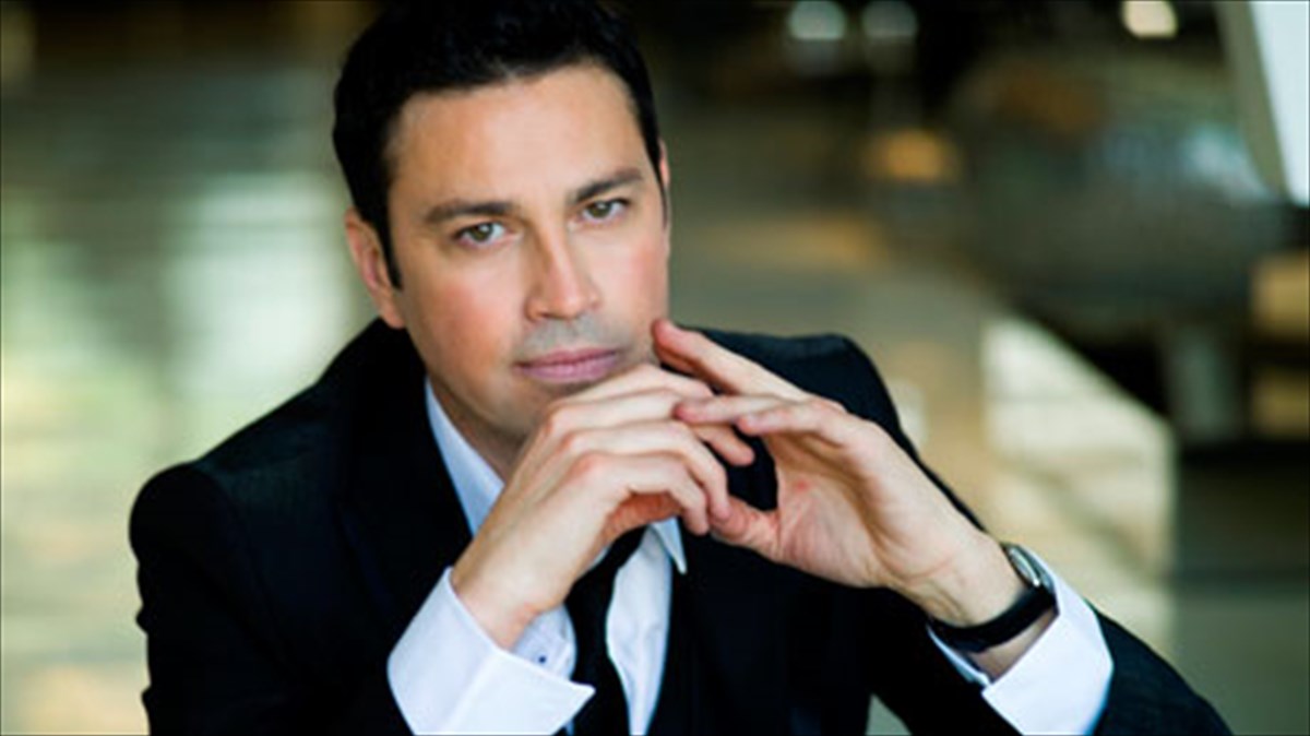 h-carmina-burana-zontaneuei-sto-irodeio