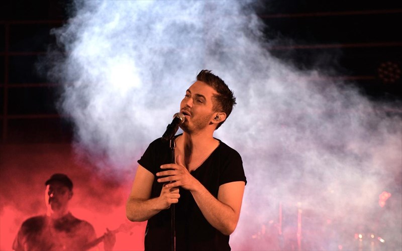 stigmiotupa-apo-ti-sunaulia-tou-mixali-xatzigianni