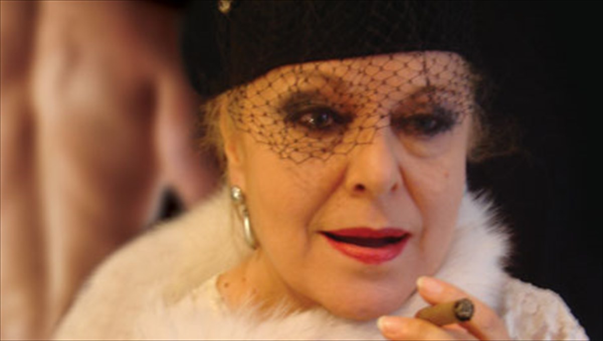 neos-kuklos-parastaseon-gia-ton-enato-gamo-tis-leias-bitali