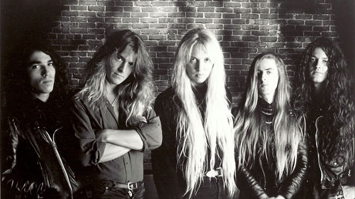 oi-sanctuary-gia-duo-metallikes-bradies-stin-ellada