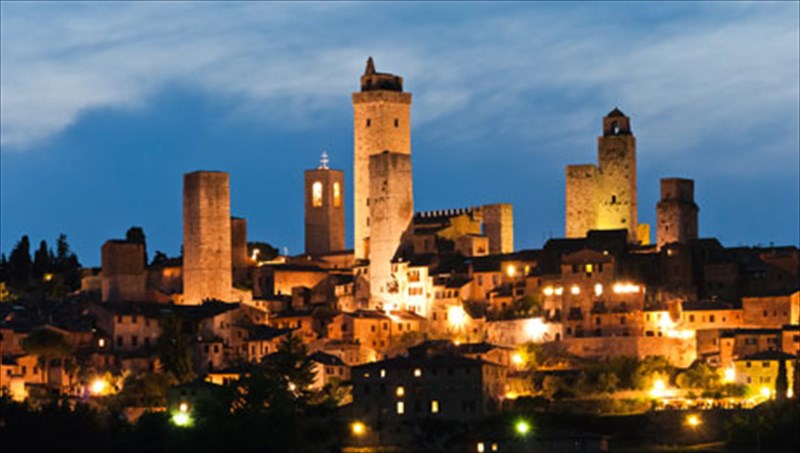 toskani-mpoem-pinelia-sti-mesaioniki-italia