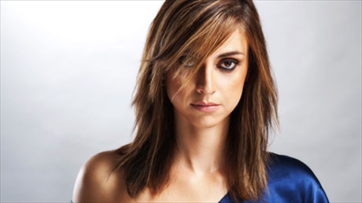 i-rallia-xristidou-perna-stin-apenanti-pleura