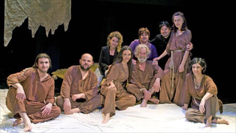 i-askitiki-tou-kazantzaki-se-theatriki-apodosi