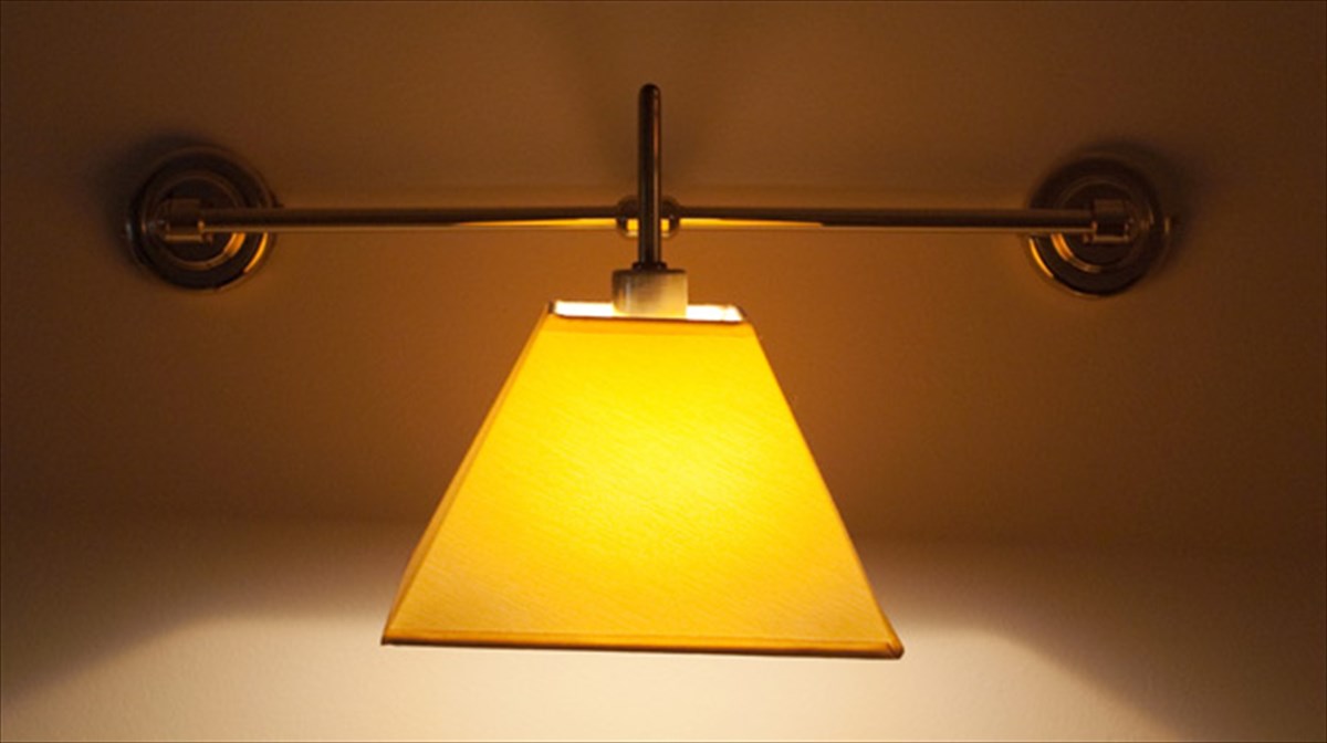 ta-kila-feugoun-otan-sbinei-to-fos