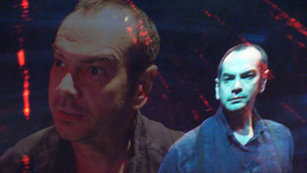 o-listis-kai-fonias-kolxaas-sto-theatro-topos-allou